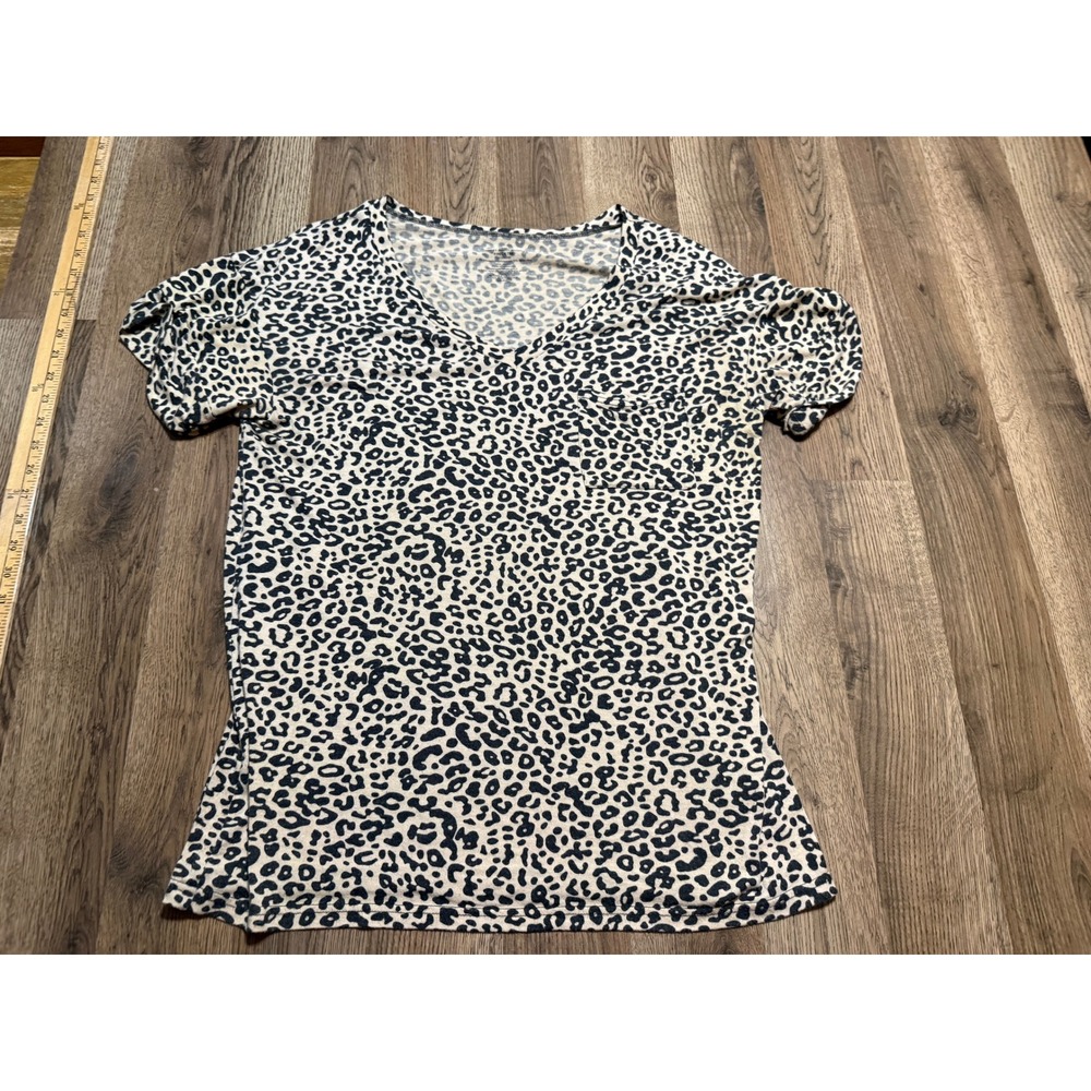 Cuddl Duds Shirt Women Size Large Tan Black Leopard Drapey Short Sleeve Pocket